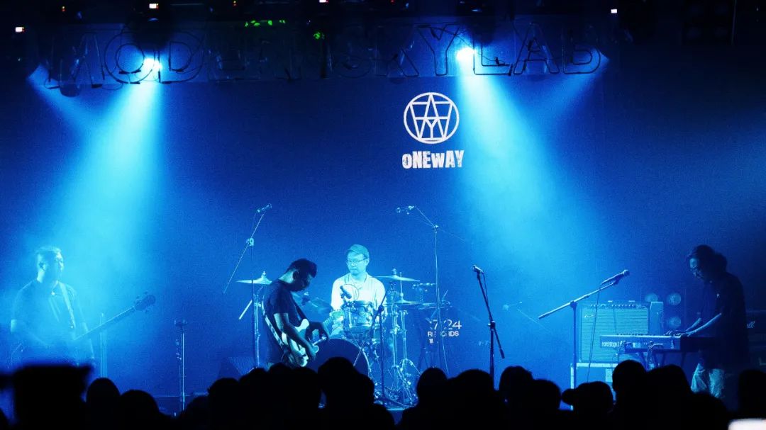 02 ONEwAY演出现场